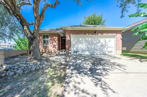 7308 Avenue R, Galveston, TX 77551