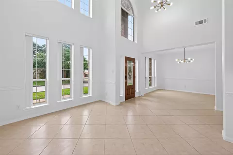 8703 Silver Lure Dr, Humble, TX 77346