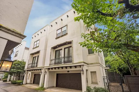 1112 Peveto St #C, Houston, TX 77019