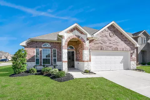 13322 Sea Breeze Dr, Texas City, TX 77568