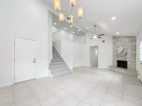 Living - 22103 Diane Dr, Spring, TX 77373 photo 2 of 5
