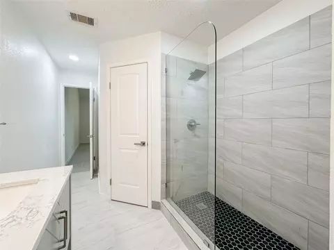 Bath - 22103 Diane Dr, Spring, TX 77373 photo 5 of 7