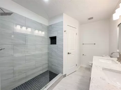Bath - 22103 Diane Dr, Spring, TX 77373 photo 3 of 7