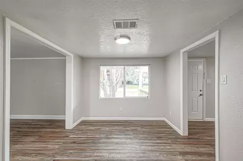 Living - 10694 Pine St, Willis, TX 77318 photo 2 of 2