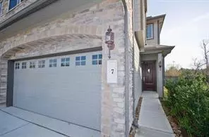 7 Aventura Pl, Spring, TX 77389 photo 1