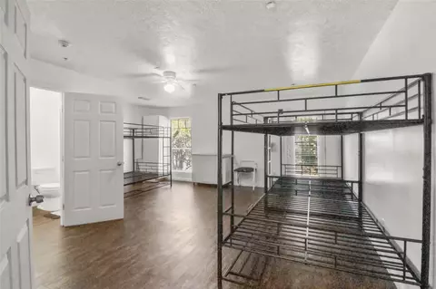 3318 S Greenpark Dr, Houston, TX 77082