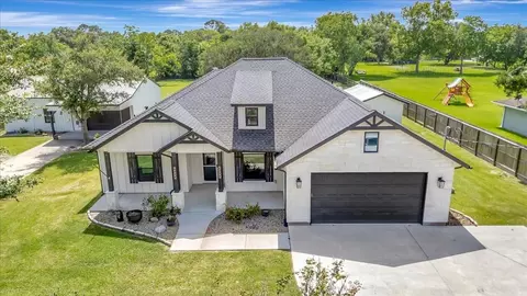 7214 Avenue L, Santa Fe, TX 77510