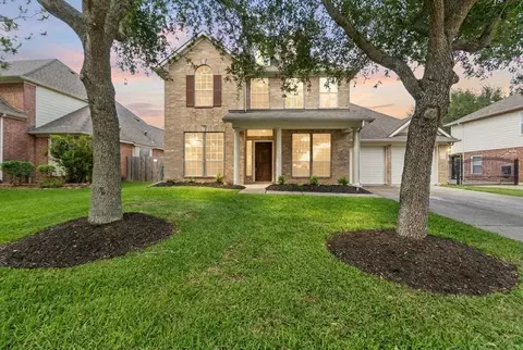 6166 Blackburn Ct, League City, TX 77573