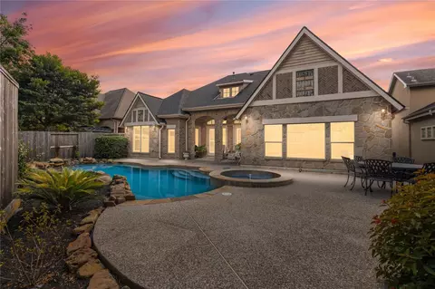 11 Greens Edge Dr, Houston, TX 77339