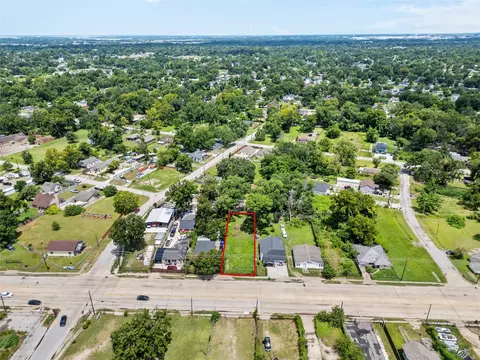 924 W Little York Rd, Houston, TX 77091