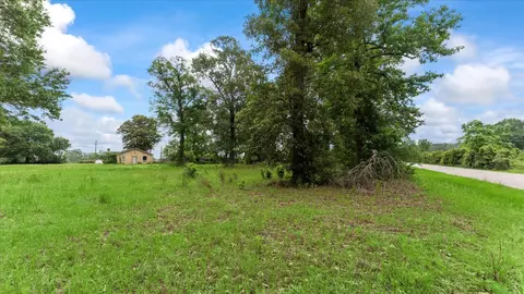 Exterior - 2760 Stringtown Rd, Shepherd, TX 77371 photo 3 of 3