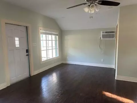 Living - 312 Prospect Dr, Trinity, TX 75862 photo 4 of 4