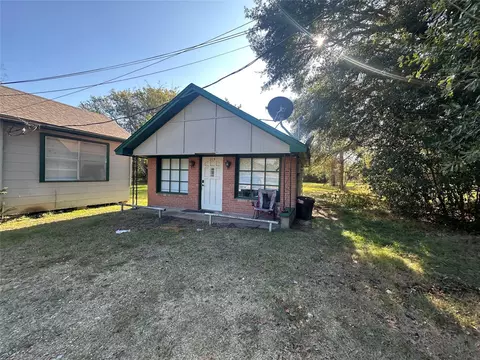 Exterior - 312 Prospect Dr, Trinity, TX 75862 photo 6 of 14