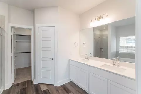 Entry Way - 10313 S Goshawk Trl, Conroe, TX 77385 photo 4 of 4