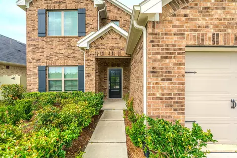 Exterior - 10313 S Goshawk Trl, Conroe, TX 77385 photo 3 of 3