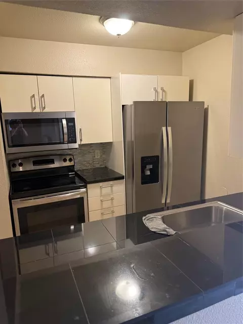 12622 Ashford Meadows Dr #4, Houston, TX 77082