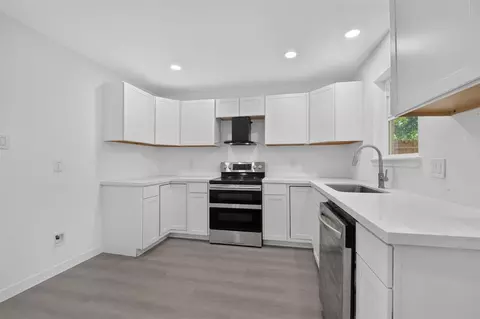 Kitchen - 4247 Rosegate Dr, Spring, TX 77373 photo 4 of 6