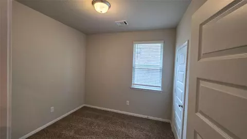 Bedroom - 17446 Buckeye Br, Conroe, TX 77385 photo 2 of 3