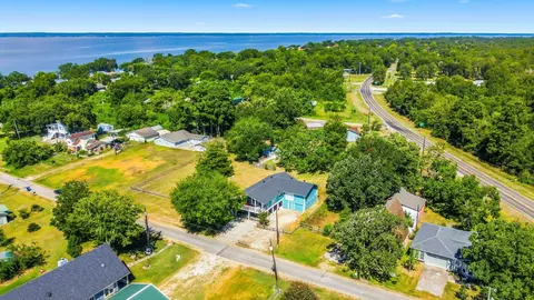 150 Bay Haven Blvd, Livingston, TX 77351
