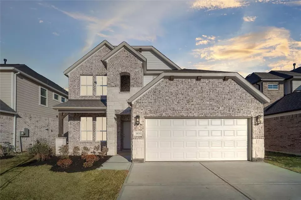  1935 Scarlet Yaupon Way, Conroe, TX 77301 photo 1