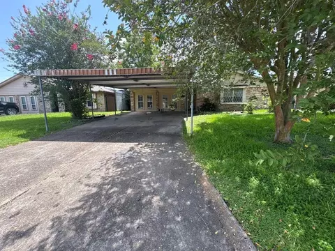 666 Overbluff St, Channelview, TX 77530
