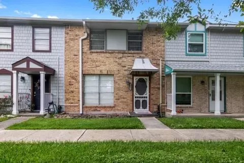 4085 Young St, Pasadena, TX 77504