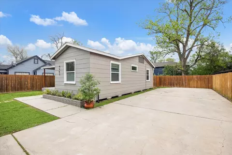4502 Hain St, Houston, TX 77009