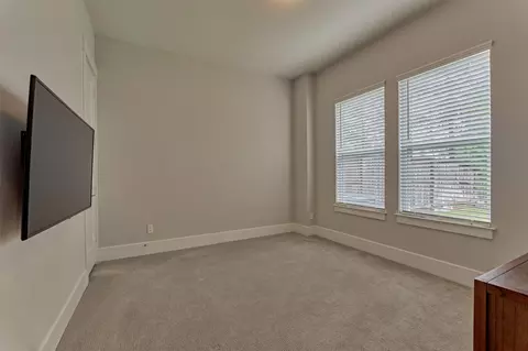 Bedroom - 62 Dobbs View Ln, Spring, TX 77389 photo 4 of 5
