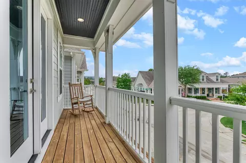 Exterior - 62 Dobbs View Ln, Spring, TX 77389 photo 8 of 13