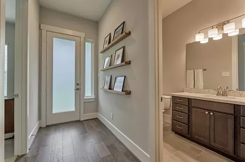 Entry Way - 62 Dobbs View Ln, Spring, TX 77389 photo 5 of 6