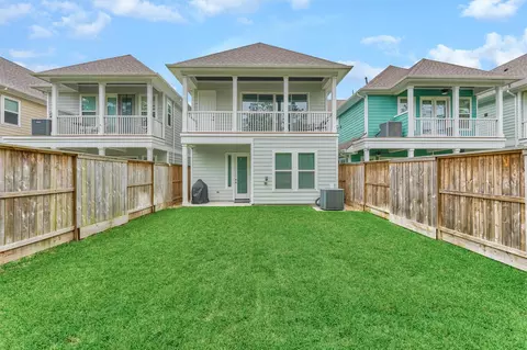 Exterior - 62 Dobbs View Ln, Spring, TX 77389 photo 11 of 13