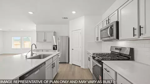 106 Rustic Creek Ct, Dayton, TX 77535