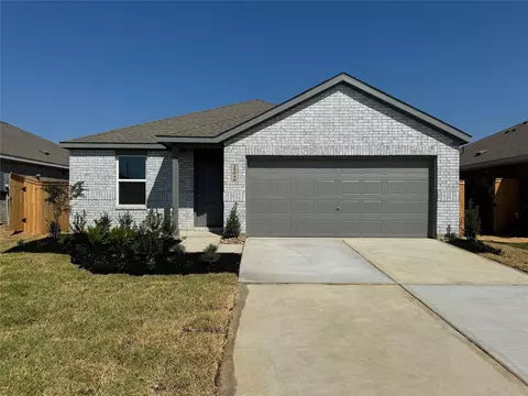 332 Ice Shore Trl, Dayton, TX 77535