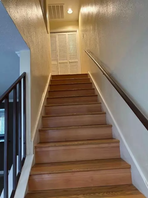 9901 Sharpcrest St #9, Houston, TX 77036 photo 5
