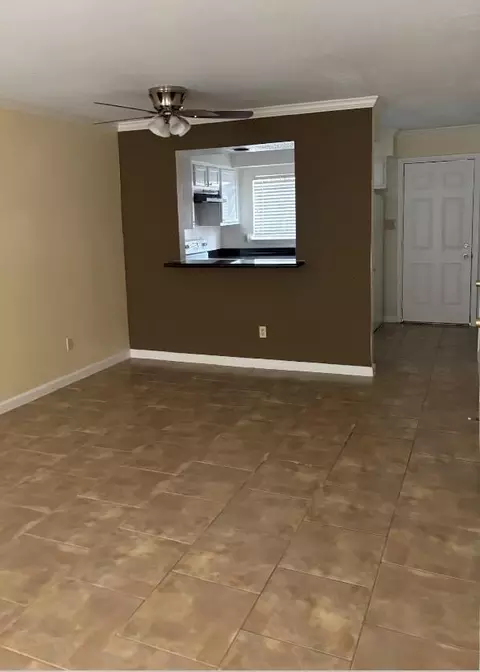 9901 Sharpcrest St #9, Houston, TX 77036 photo 2