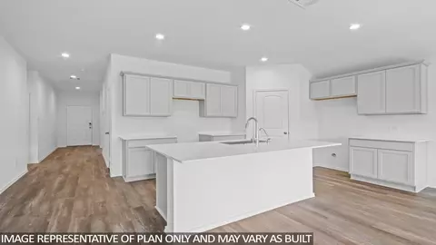 124 Wildflower Ln, Dayton, TX 77535