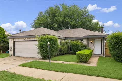 6527 Briar Glade Dr, Houston, TX 77072