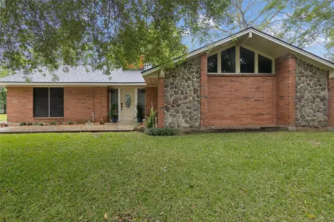 1206 Fay Rd, Kemah, TX 77565