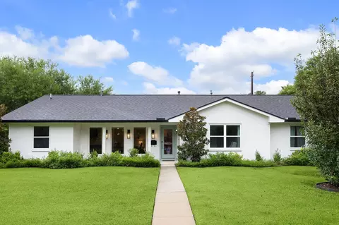 2503 Stoney Brook Dr, Houston, TX 77063