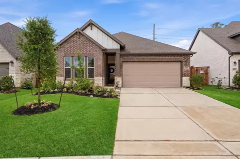 42575 Rustico Rd, Magnolia, TX 77354