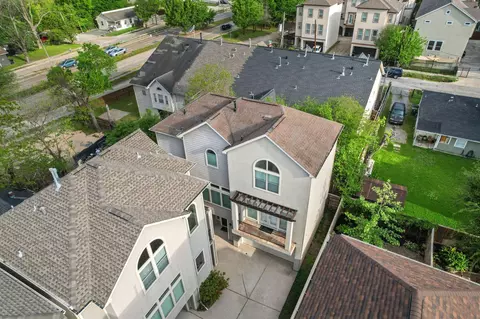 5336 Petty St #C, Houston, TX 77007