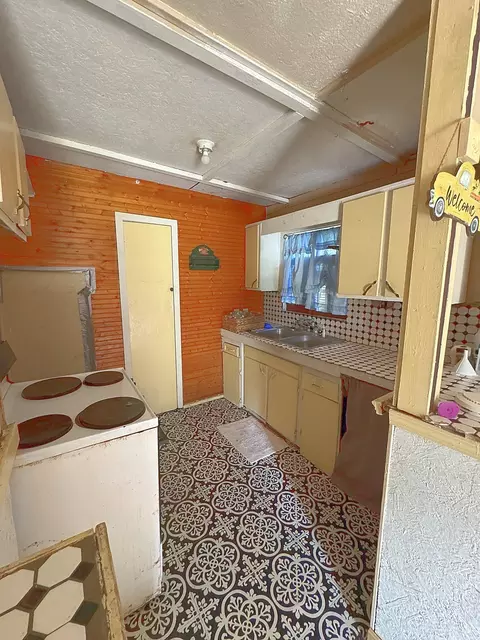 Kitchen - 205 Joy Dr, Angleton, TX 77515 photo 1 of 1