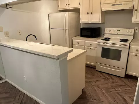 11711 Memorial Dr #673, Houston, TX 77024