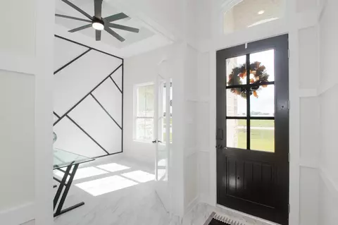 Entry Way - 281 Brahman Trl, Angleton, TX 77515 photo 3 of 5