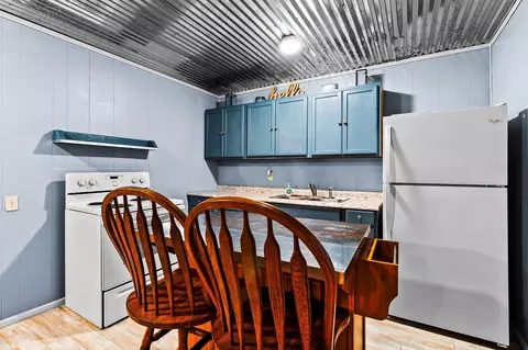 Kitchen - 126 Pine Rdg, Onalaska, TX 77360 photo 2 of 3