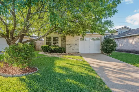 11835 Westwold Dr, Tomball, TX 77377