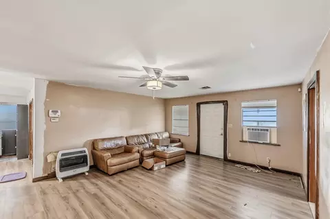 Living - 894 Winding Creek Dr, Trinity, TX 75862 photo 2 of 2