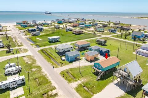 View/Area - 337 Thunder Rd, Surfside Beach, TX 77541 photo 2 of 5