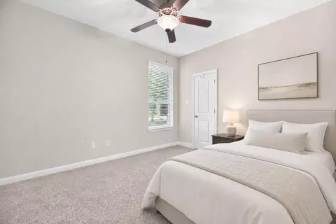 Bedroom - 403 Marina View Dr, Webster, TX 77598 photo 1 of 5