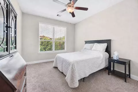 Bedroom - 403 Marina View Dr, Webster, TX 77598 photo 4 of 5